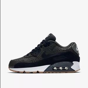 Nike Air Max 90 Premium Women’s SZ 7 Sneakers